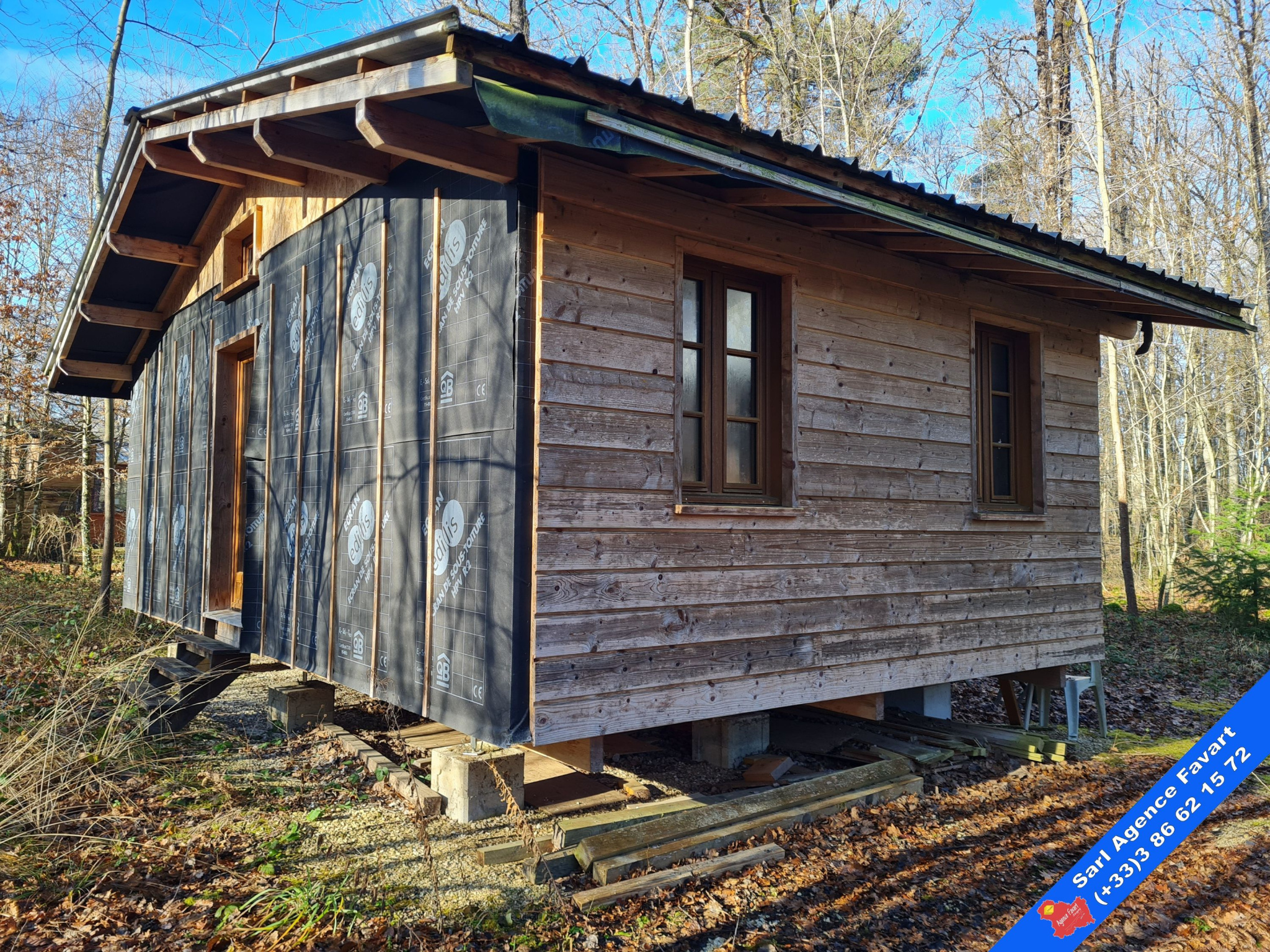 Chalet en bois à finir d'aménager Environnement calme et b