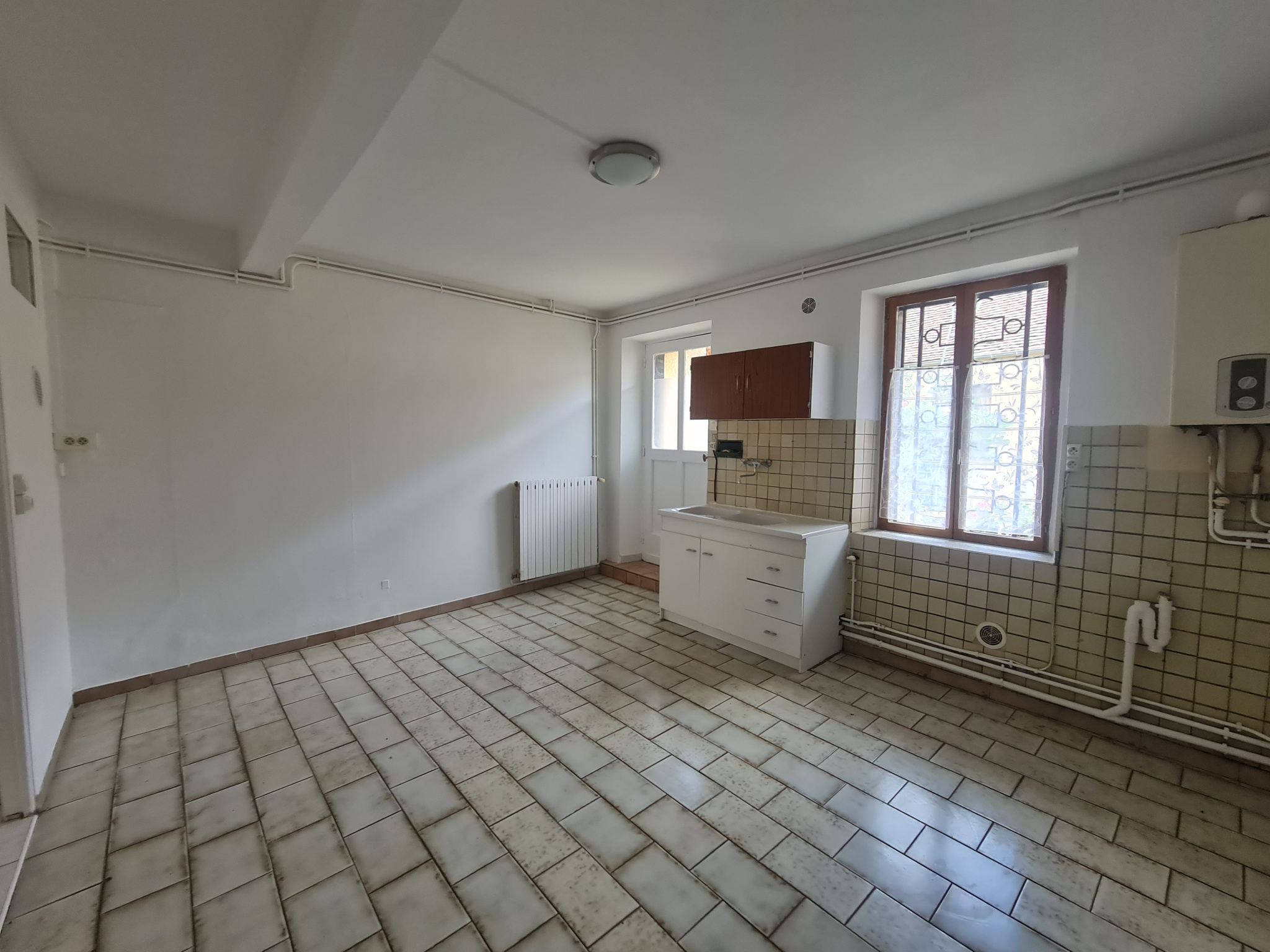 Maison à louer à Joigny, 70 m², 3 pièces – photo 3 sur 6