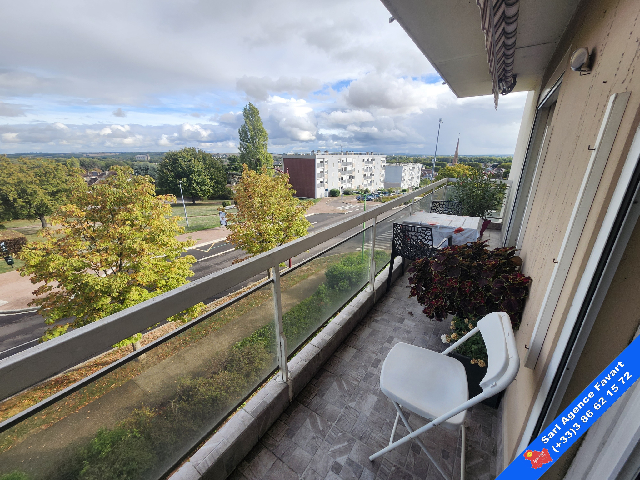 Appartement à vendre à Migennes, 65 m², 2 pièces – photo 3 sur 7