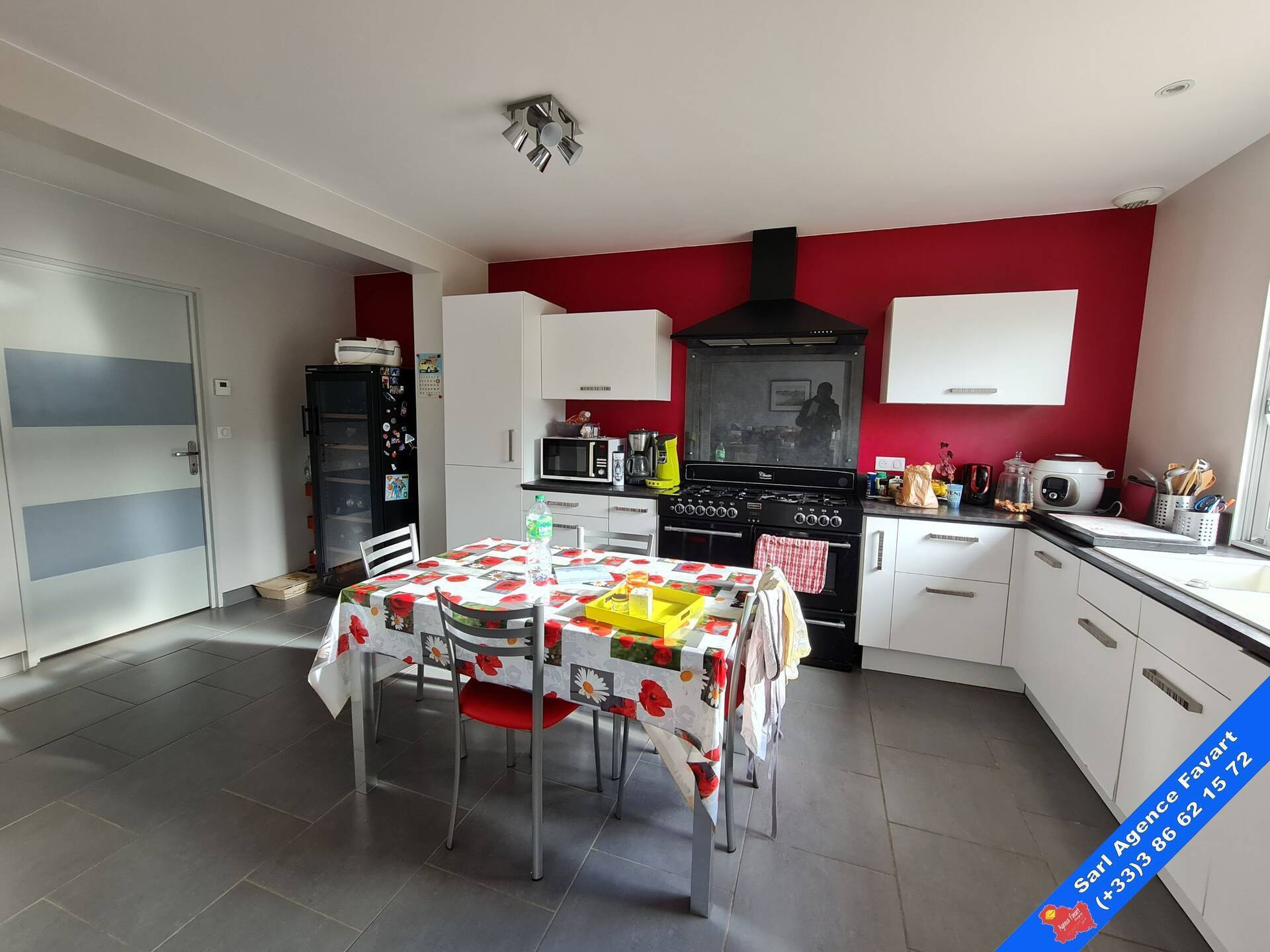 Maison à vendre à Joigny, 192 m², 7 pièces – photo 3 sur 8